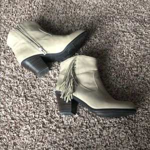 Sam and Libby booties